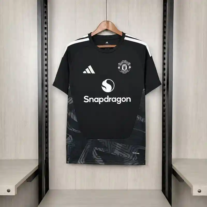 Manchester United Black Goalkeeper Jersey 2026/27