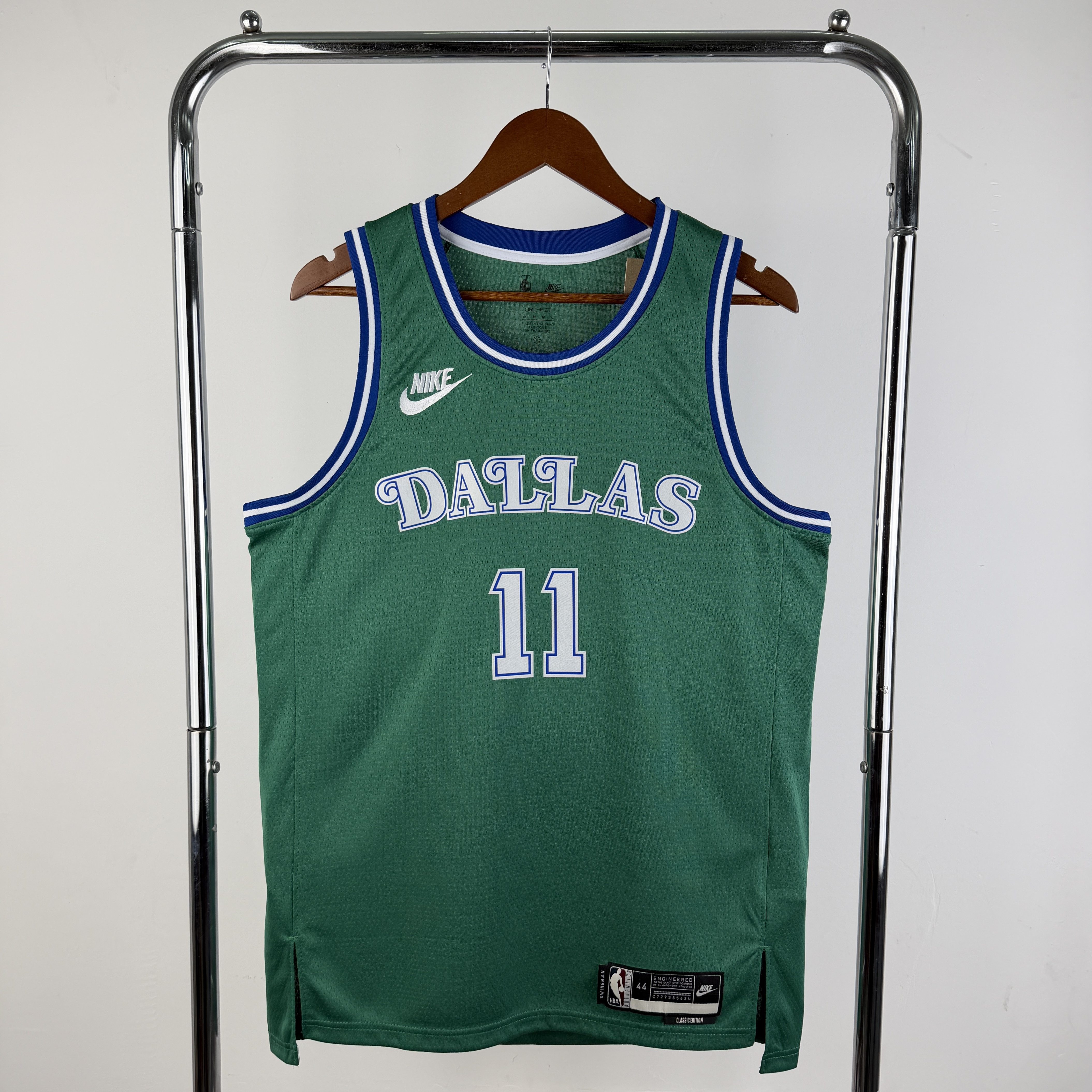 Dallas Mavericks Kyrie Irving Hardwood Classic Retro Jersey (Kelly Green)