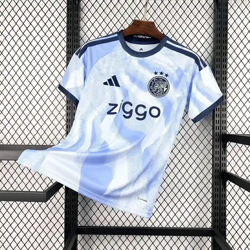 Ajax away 26/27 Fan Version