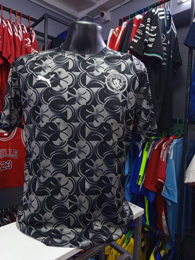 Manchester City Training kit