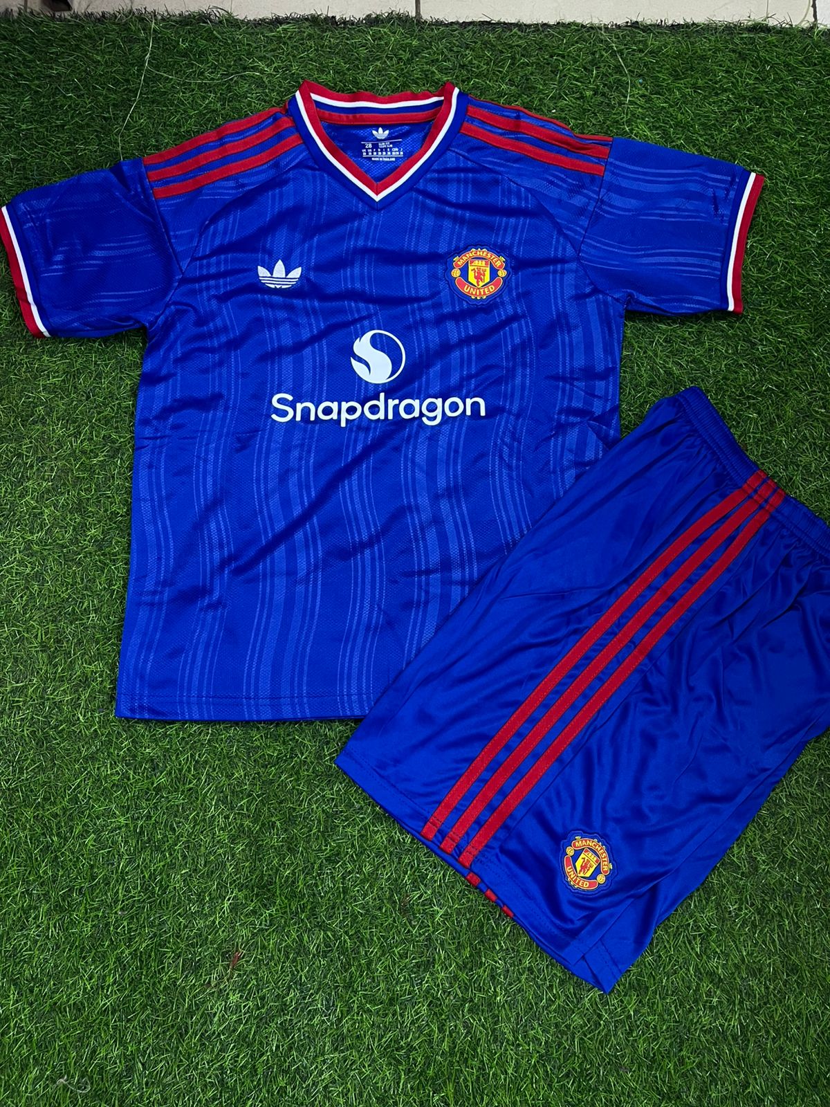 Manchester United 2026/27 Third Kit Football Set – Royal Blue